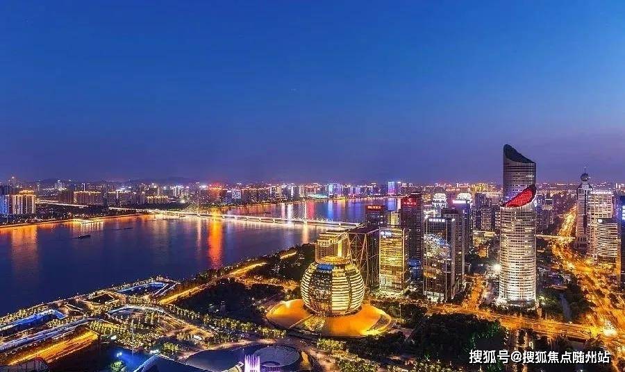 新澳门彩出号综合走势图2024年最新分析汇总2043年新澳门彩出号综合走势图深度分析与预测