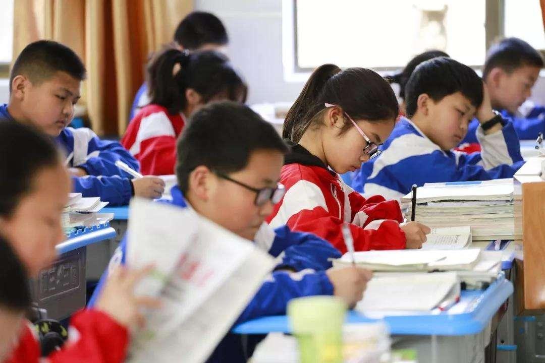 2025年新澳门正版免费大全最新探索2035年新澳门正版免费大全的未来展望